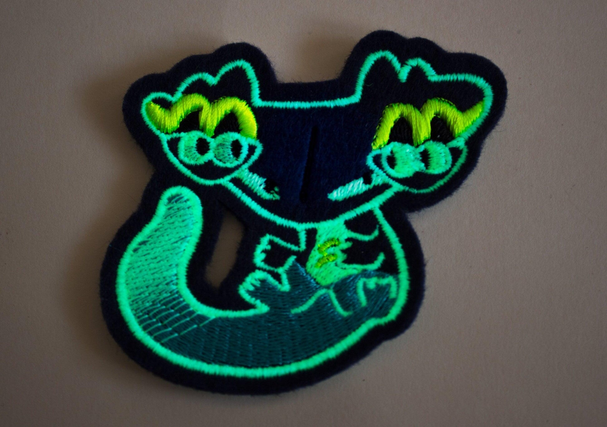 DragapuIt Glow in the dark Sew-On Patch AlienInAJar