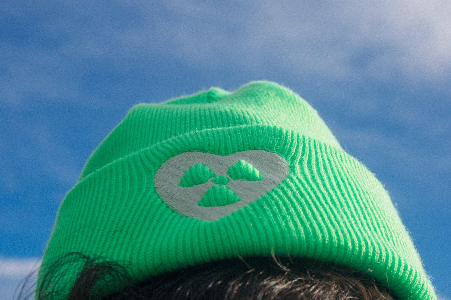 GREEN RADIOACTIVE GLOW IN THE DARK BEANIE AlienInAJar