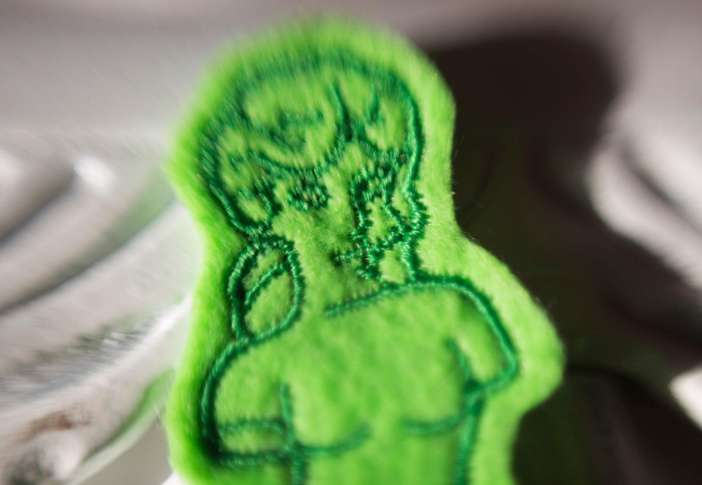 Gummi Venus de Milo Sew-On Patch AlienInAJar